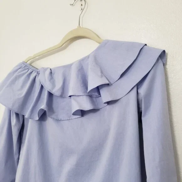 Calvin Klein Top - Picture 2 of 9